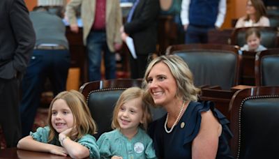 Ohio lawmakers balance motherhood and legislative duties