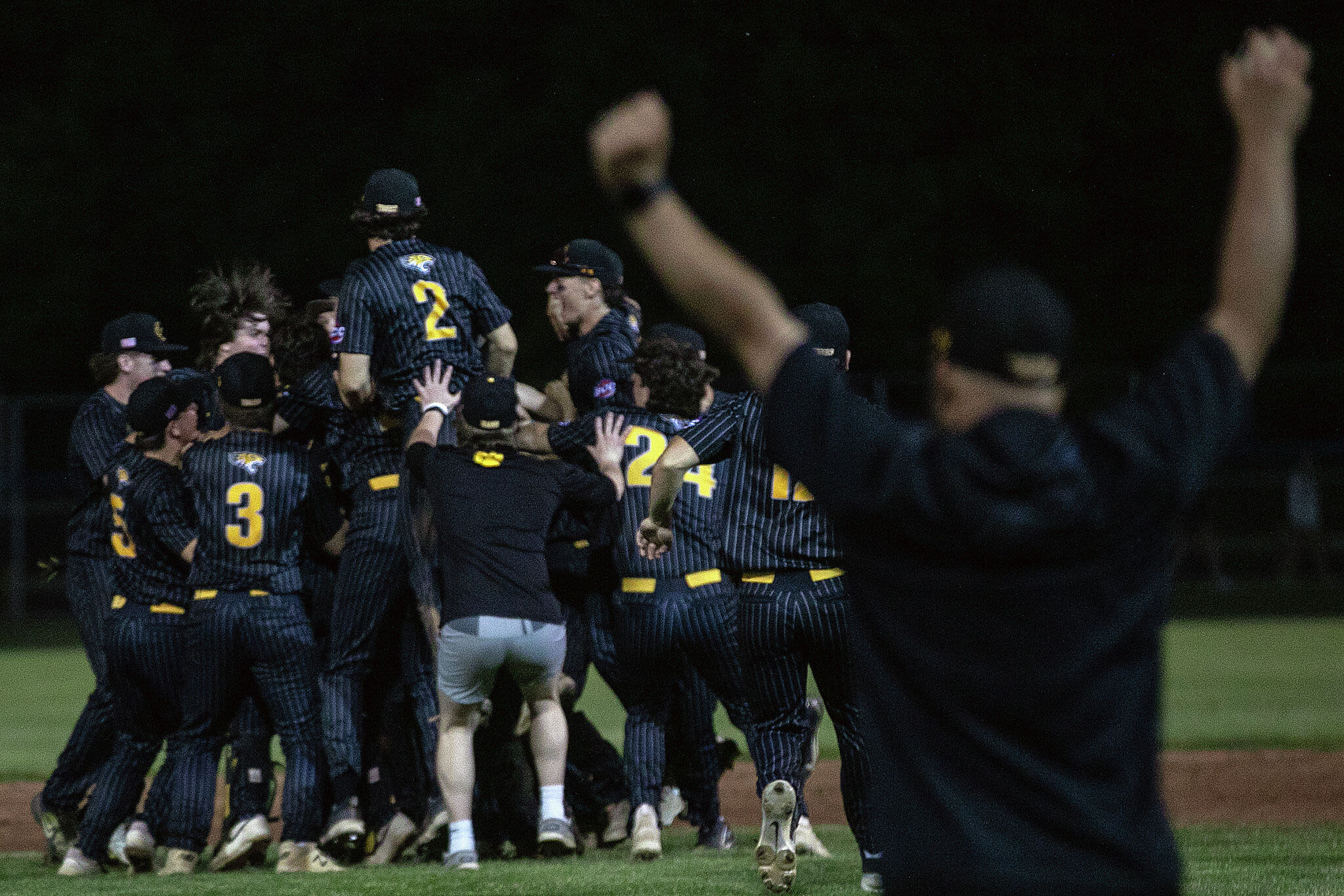 Hand rallies to beat Notre Dame-West Haven to win first SCC baseball championship