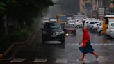 Yellow warning in Mumbai as moderate rains lash city
