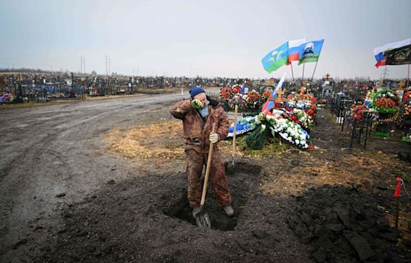 Meduza: 120,000 Russian troops killed in Ukraine.