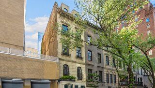 A Timeline of Sonja Morgan’s Many, Many Attempts to Sell Her New York City Townhouse