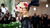 Zendaya Shuts Down the Met Gala Red Carpet With a Bouquet on Her Head