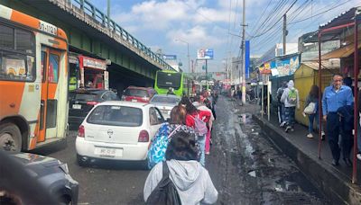 FOTOS: Usuarios del Metro Línea A viven 'espantosa' mañana por falta de servicio