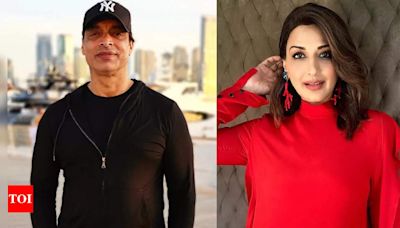 Did You Know Shoaib Akhtar Used To Keep A Picture Of Sonali Bendre In His Wallet? | - Times of India