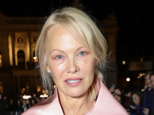 Pamela Anderson showcases her natural freckles in gorgeous new bare-faced appearance