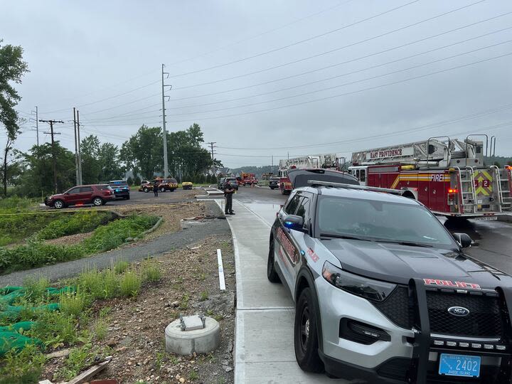 Body of a missing kayaker located in Omega Pond in East Providence, another still missing | ABC6