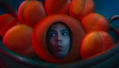 Fantasmas Trailer Sets Release Date for Julio Torres HBO Comedy