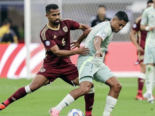 Venezuela "sufrió bastante" ante México en la Copa América, según Yangel Herrera - El Diario NY