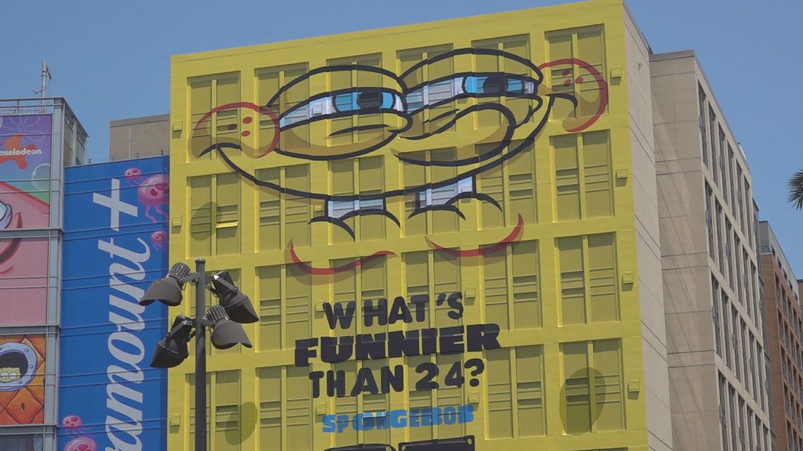 Building wrap ads ‘welcoming’ San Diego Comic-Con 2024 attendees
