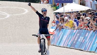 Thomas Pidcock, oro en el ciclomontañismo de París 2024: Así le fue al colombiano