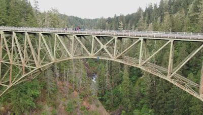 Teen falls 400 feet from High Steel Bridge and somehow survives