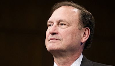 Supreme Court Justice Samuel Alito reports German princess gave him $900 concert tickets