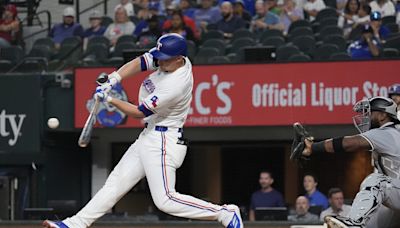 García snaps slump and Eovaldi strikes out 10 as Rangers win 4th in a row, 10-2 over White Sox