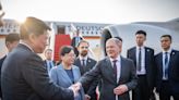 Scholz Arrives in China on a Mission to Dial Down Tensions