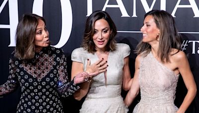 La imagen ¿retocada? de Tamara Falcó, Ana Boyer e Isabel Preysler que ha creado mucha polémica