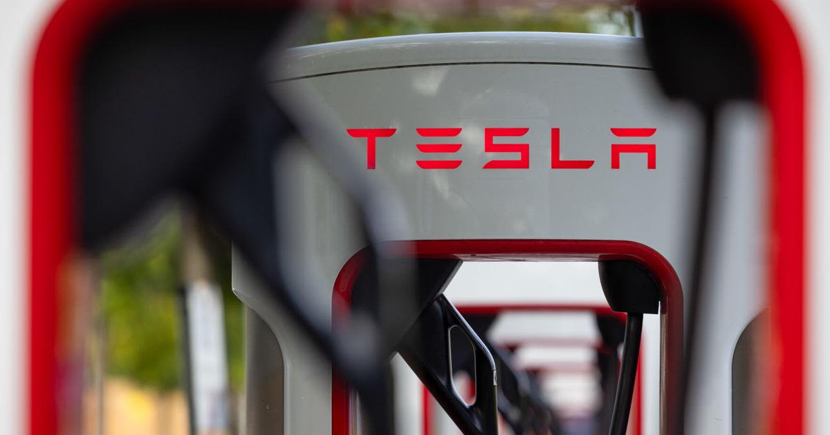 Elon Musk changes tune on Tesla Superchargers after mass firing