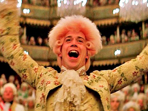 "Amadeus": la vida distorsionada de Mozart que se convirtió en pasión de multitudes | La película de Milos Forman cumple cuarenta años