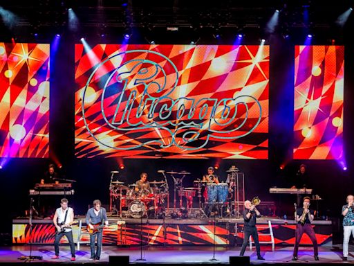 3 Reasons to see Chicago and Earth, Wind & Fire at Blossom Music Center on Tuesday, July 16