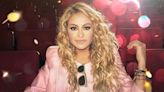 Paulina Rubio rompe la vajilla para celebrar su cumpleaños; ¿por qué lo hizo?