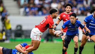 All Black Mo'unga wins title in first season in Japan