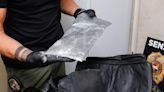 La Nación / Detectan cocaína escondida en carteras que serían enviadas a España