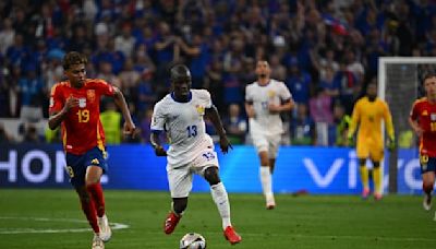 France-Espagne: fin de la fabuleuse série de N’Golo Kanté avec les Bleus