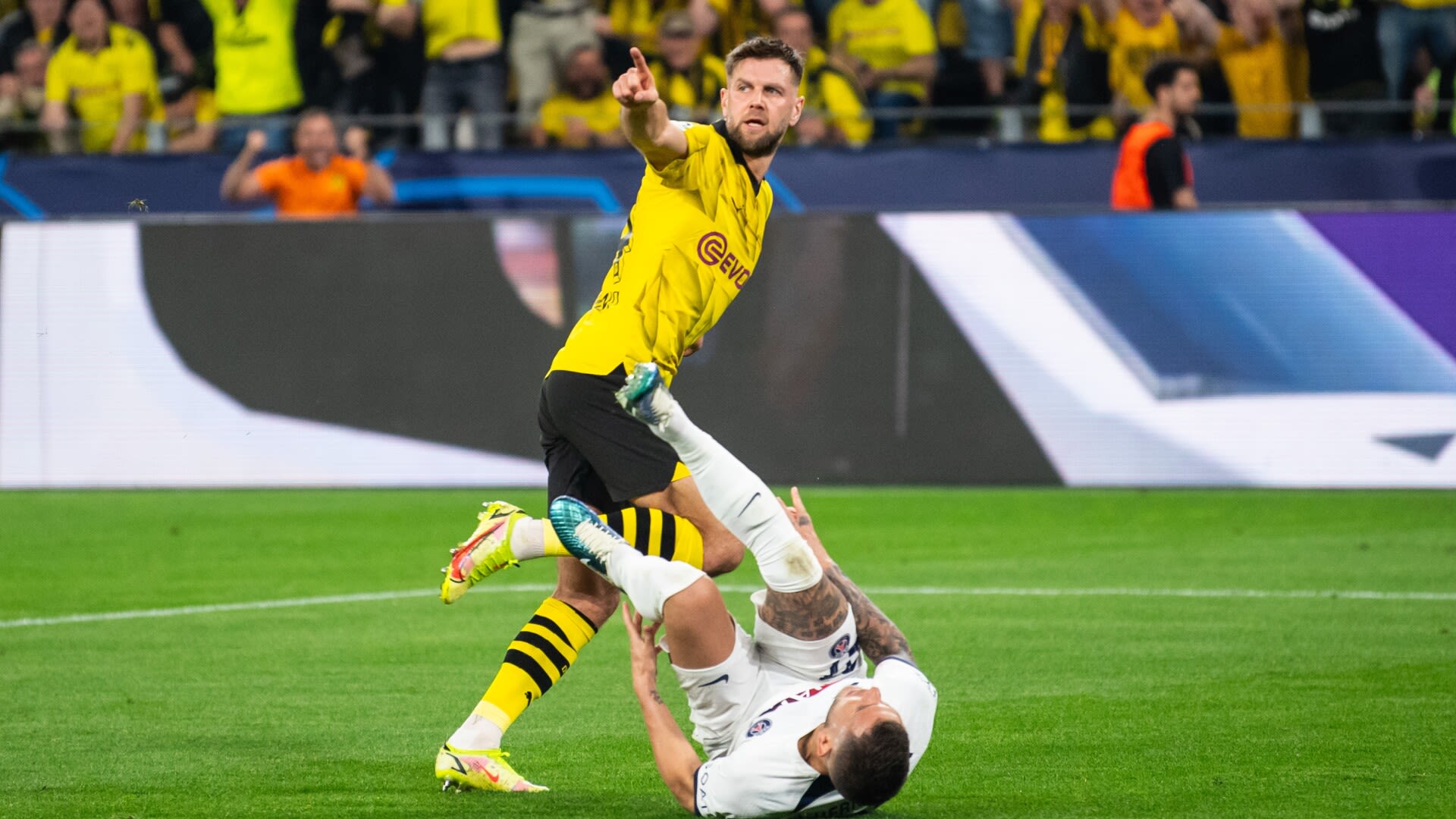 Borussia Dortmund 1-0 Paris Saint-Germain: Fullkrug's marker gives BVB edge