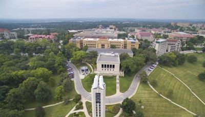 KU faculty members overwhelmingly approve formation of union; they will seek improvements in pay, job security