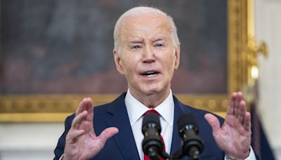 El gobierno de Biden condonará 6.100 millones de dólares en deuda de estudiantes de arte