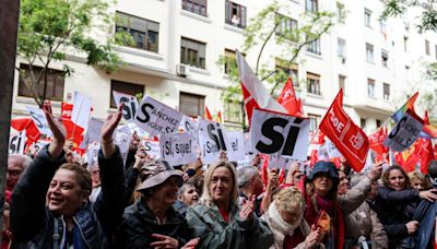 "Presidente, quédate": el clamor de una masiva movilización en Madrid para apoyar a Pedro Sánchez