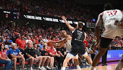 La Familia beats The Ville in Freedom Hall to give UK the win in biggest TBT game ever