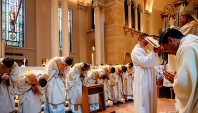 America’s New Catholic Priests: Young, Confident and Conservative