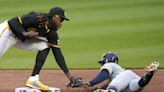 Sloppy inning by Pirates gives Brewers victory