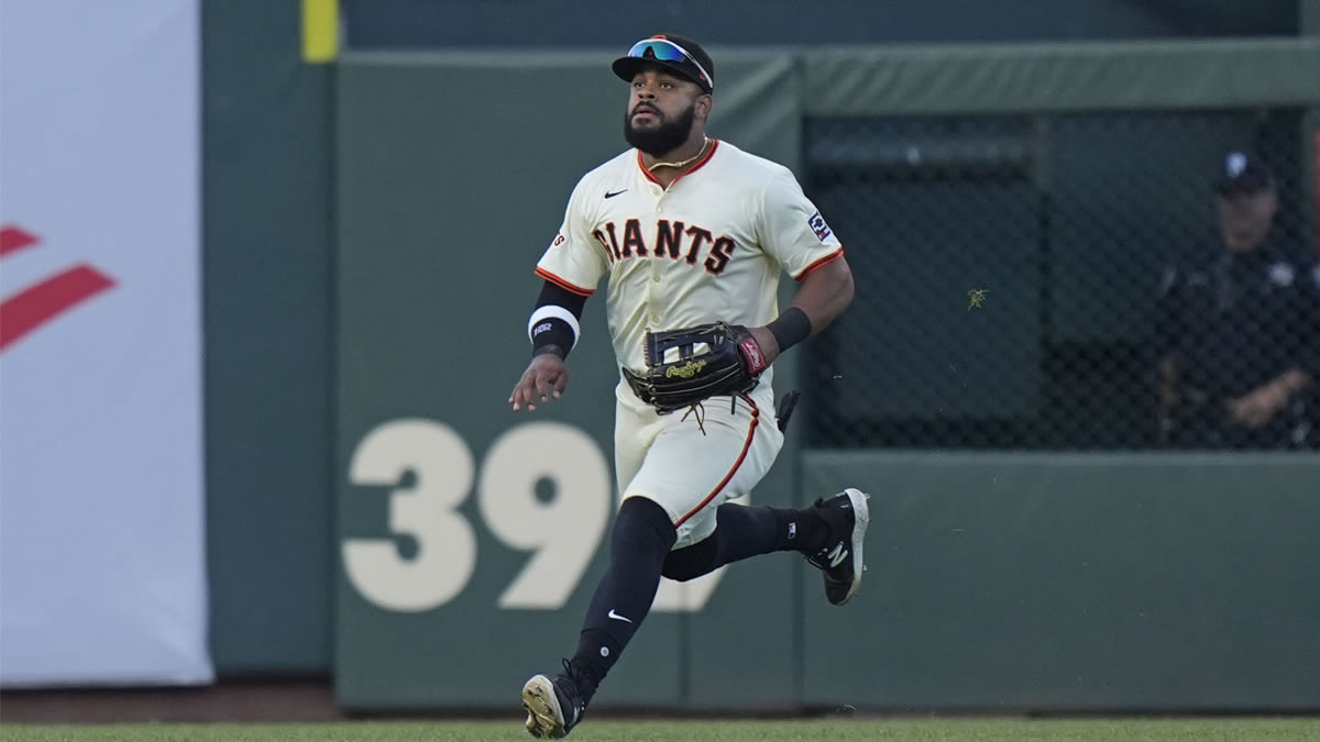 Ramos channels Mays with incredible catch in Giants' win over Cubs