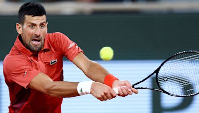 Djokovic avanza sin mayor dificultad en Roland Garros al derrotar a Carballés