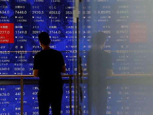 Japan’s Nikkei index touches bear market territory as global stock rout intensifies | CNN Business
