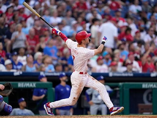 Phillies wallop Dodgers in battle atop NL as Bryce Harper, Kyle Schwarber return to lineup