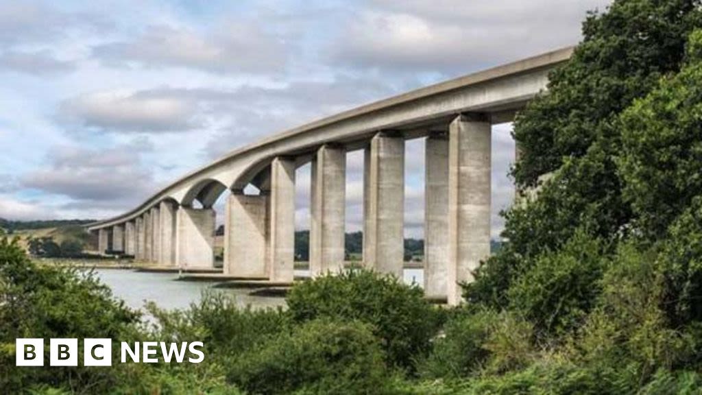 Orwell Bridge 'complex operation" under way over safety concerns