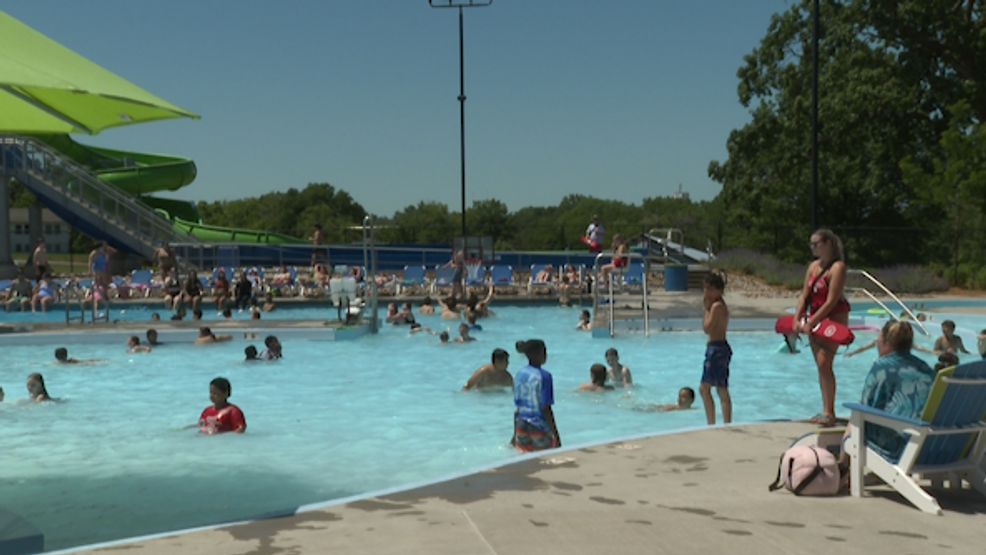 Heartland residents beat the heat during Memorial Day weekend