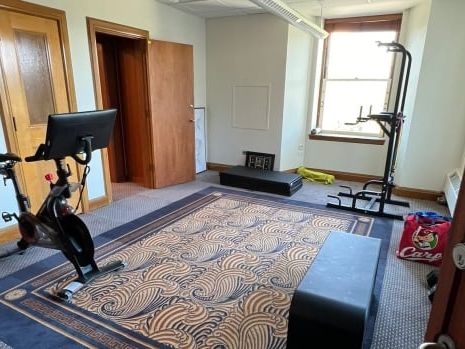 Vancouver Mayor Ken Sim defends conversion of city hall boardroom to personal gym | CBC News