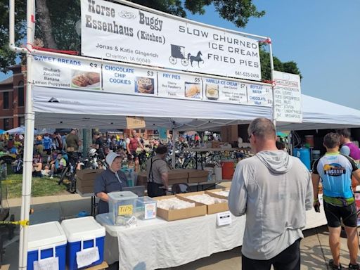 Seven days on the road, 3,000 fried pies: Amish family serves RAGBRAI riders entire route