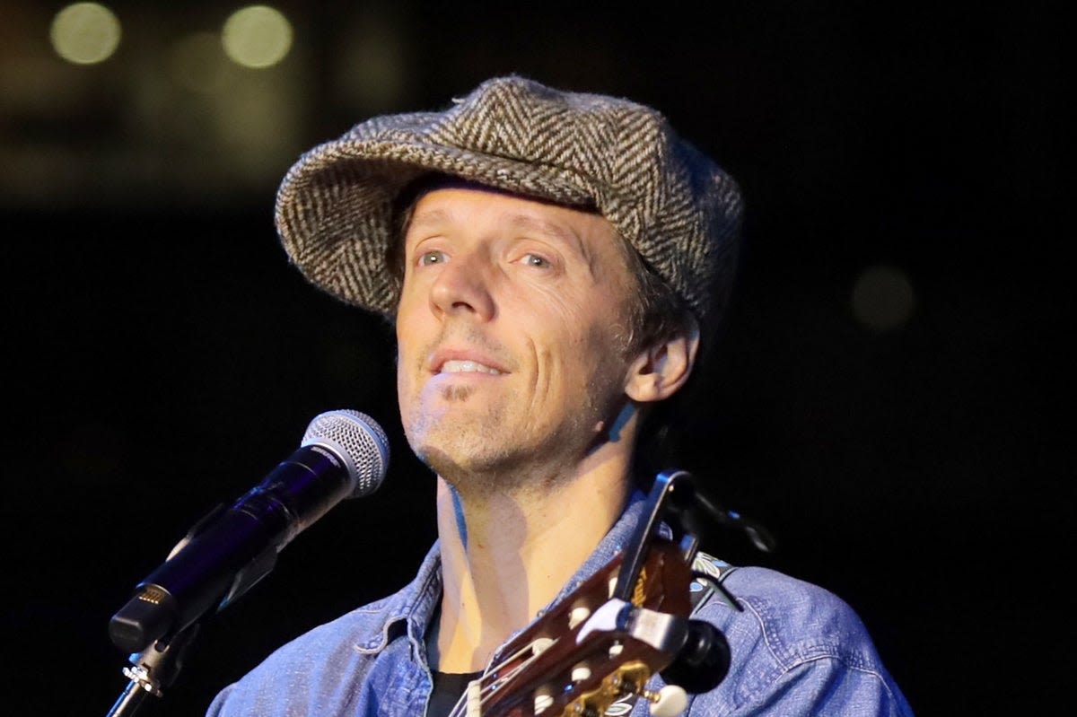 Jason Mraz explains why he came out later in life