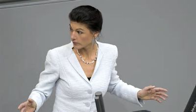 Wagenknecht fordert Kanzleramts-Gipfel zu Ausländer-Straftaten