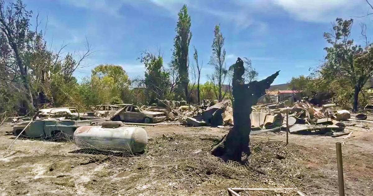 Firefighters battle new grass fire west of Tracy near site of Corral Fire