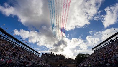 Red Arrows wow Edinburgh Tattoo crowds with colourful flypast