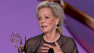 Jean Smart gets standing ovation at Emmys, drags her own network: 'HBO, Max — no, HBO'