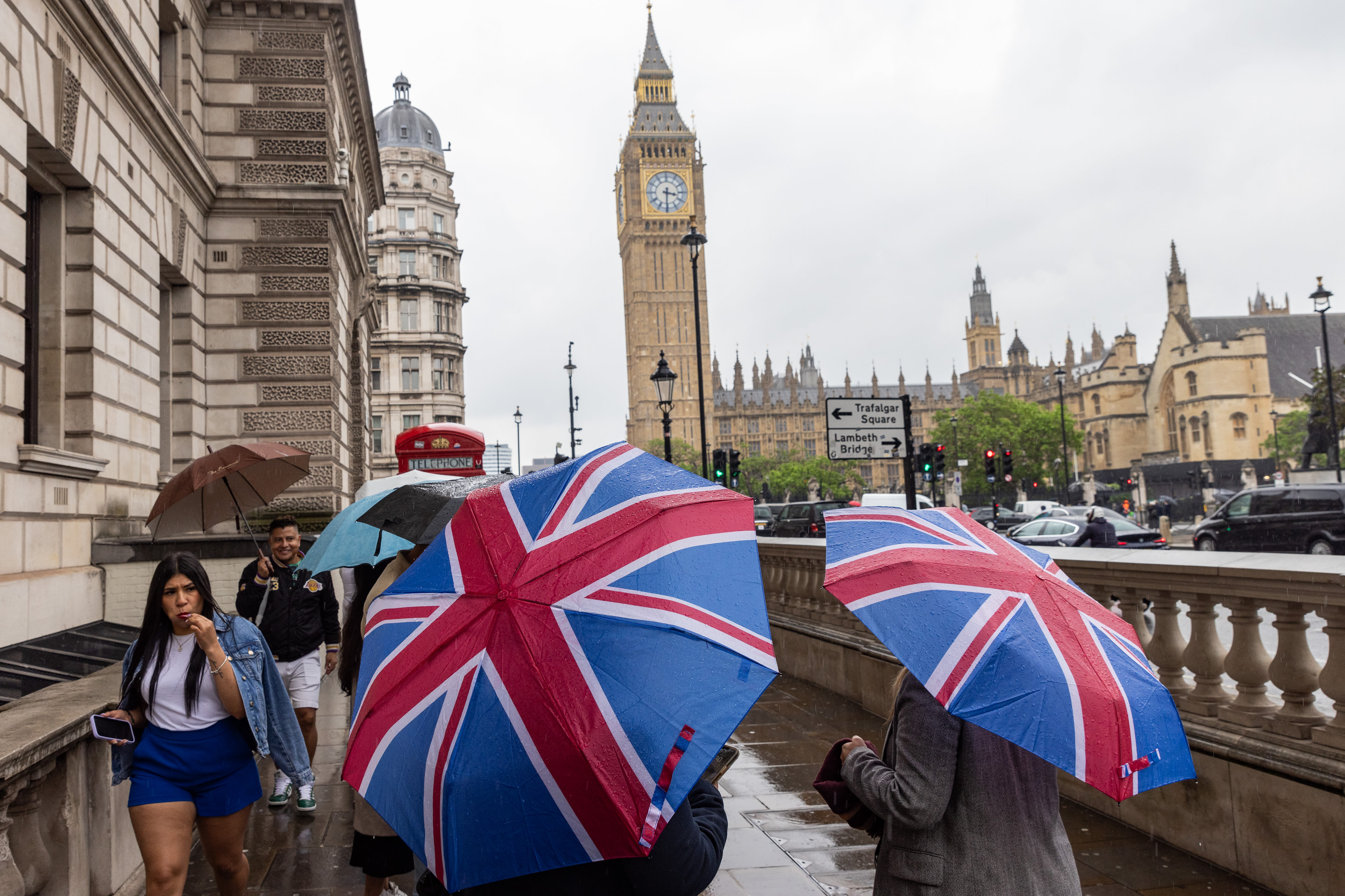 FTSE 100 LIVE: European stocks muted as traders await crucial US jobs data