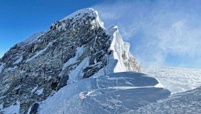 Countless corpses are on Mount Everest, so why are hundreds of climbers heading into the ‘death zone’ this spring? | CNN