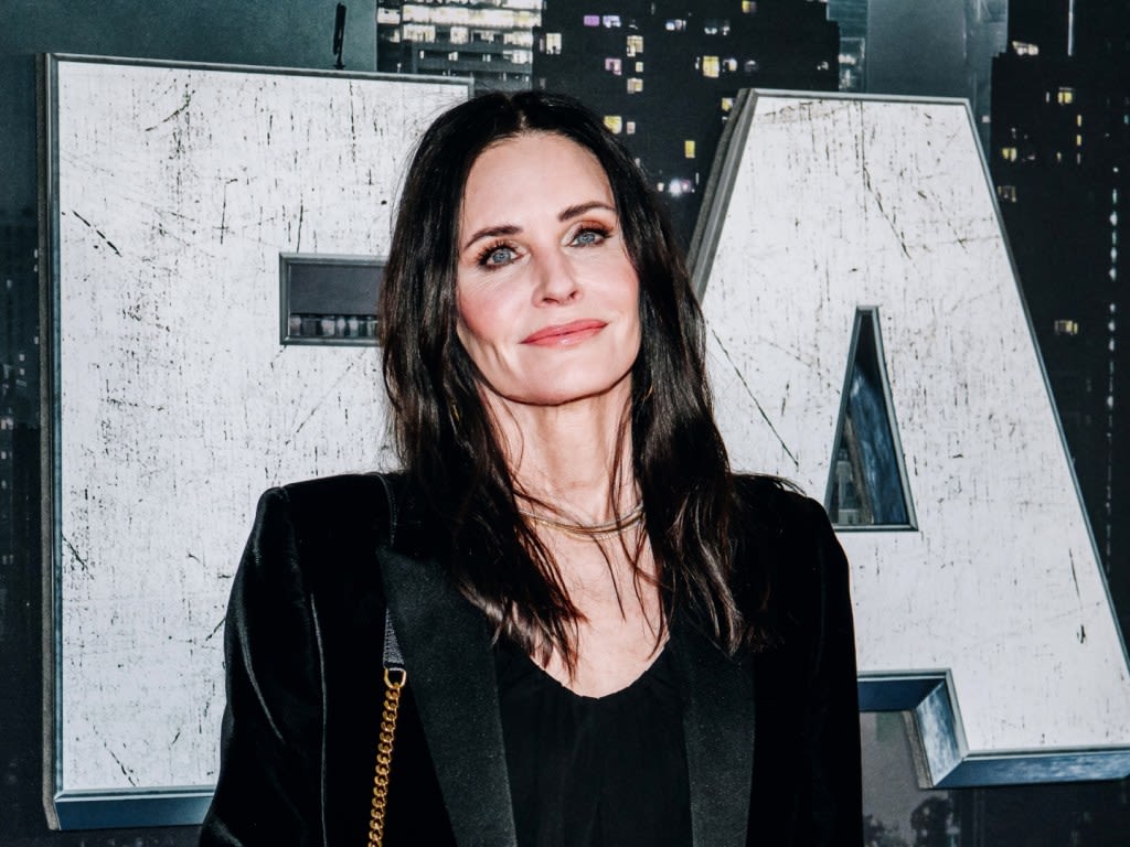 Courteney Cox Revealed the Shocking Way Her Fiancé Broke Up With Her Before Their Reconciliation