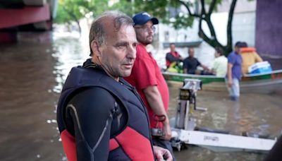 El hombre que rescató a unas 300 personas en las históricas inundaciones en el sur de Brasil sin saber nadar